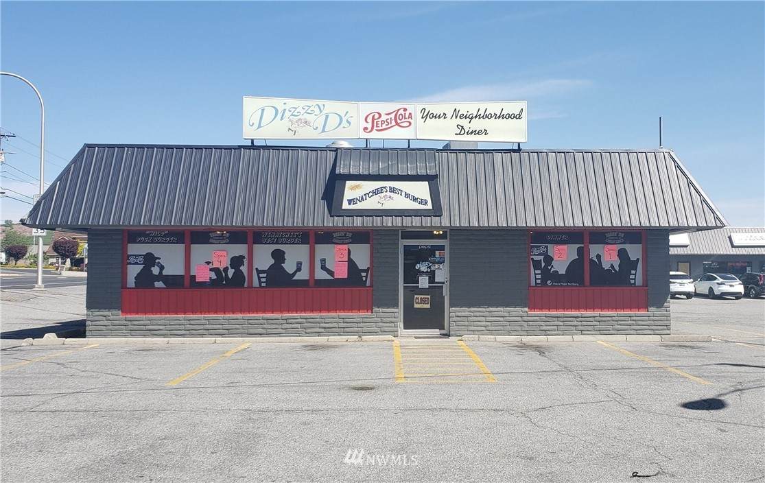 501 Western Ave - Photo 1