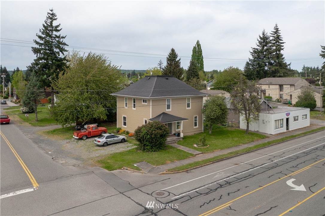 601 Cedar Avenue - Photo 1