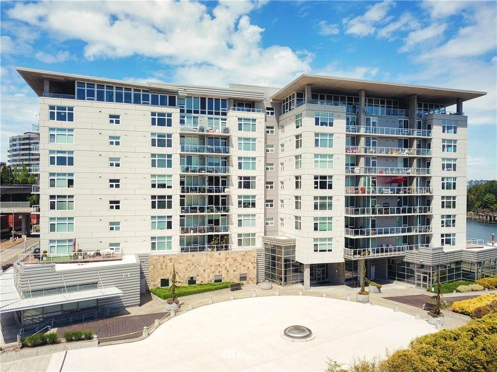 1515 Dock Street - Photo 1