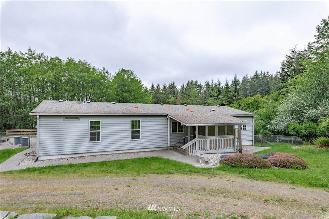 2640 Silverlake Road - Photo 1