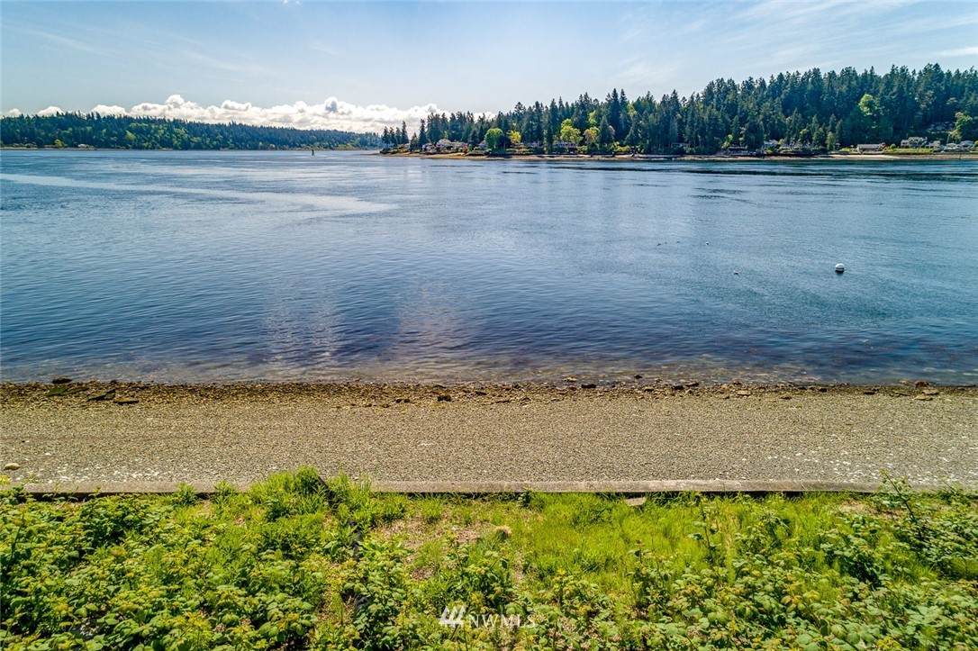 3356 Point White Drive - Photo 1