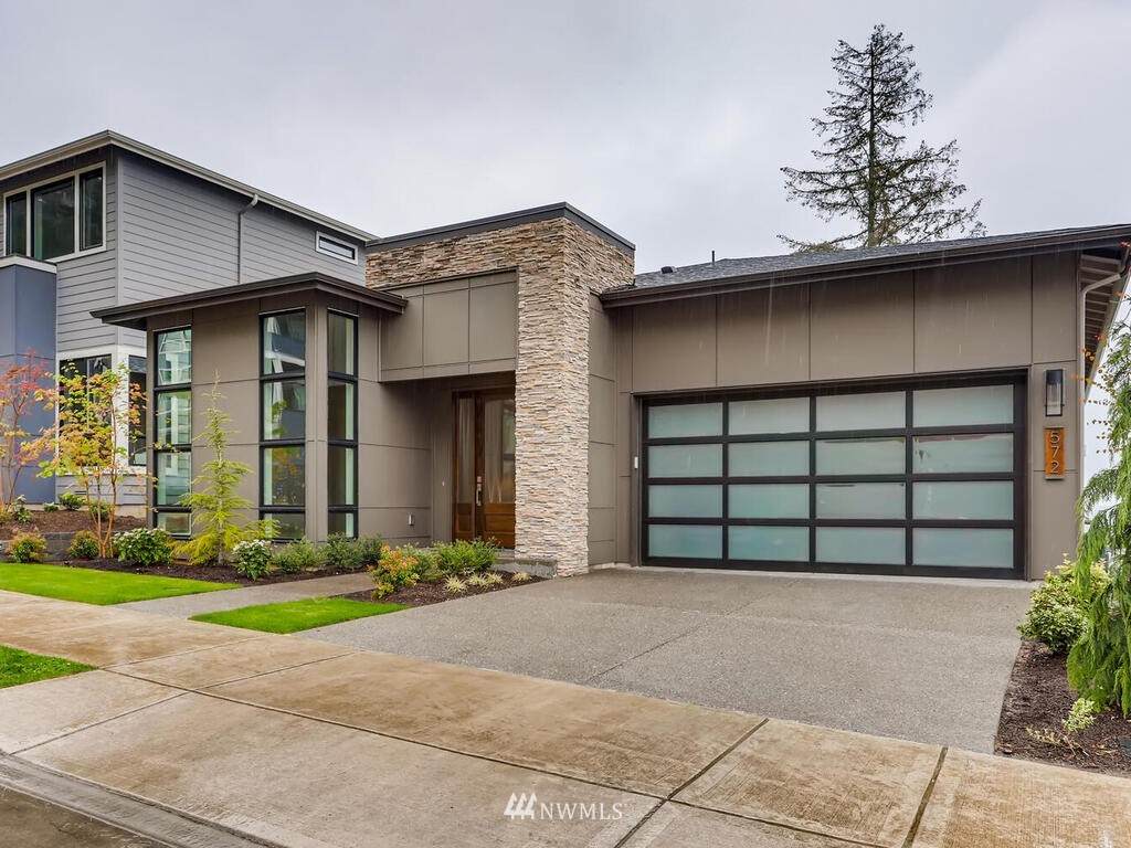 474 Foothills Drive - Photo 1