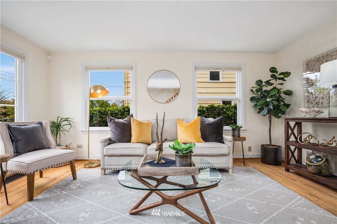 3022 31st Avenue - Photo 1