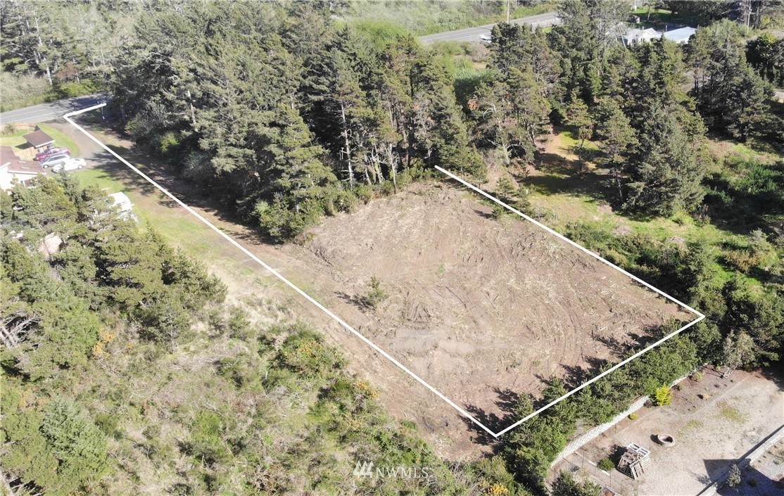 605 Claymore Lane - Photo 1