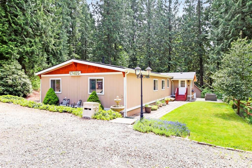 17405 Mountain View Road - Photo 1