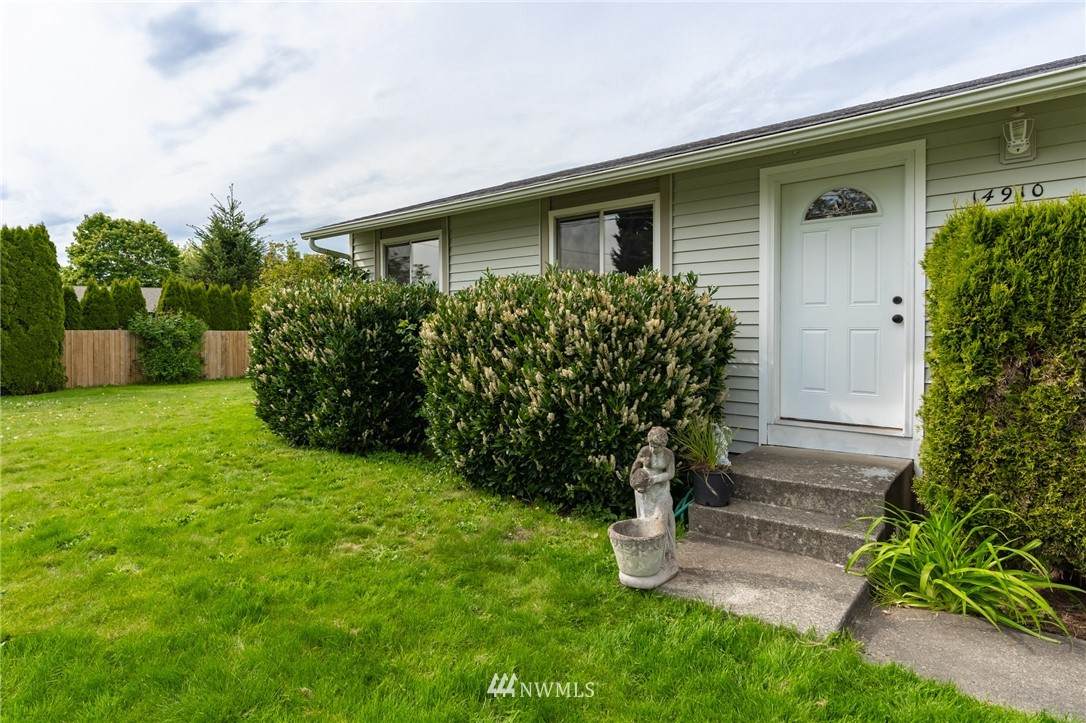 14910 179th Avenue - Photo 1