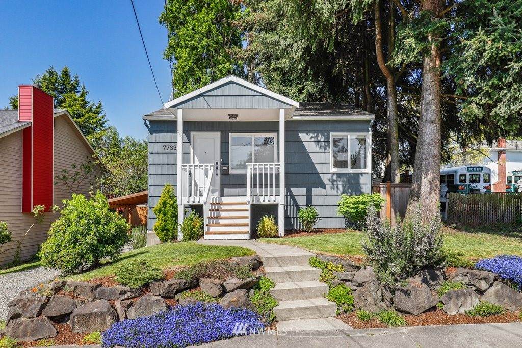 7733 25th Avenue - Photo 1
