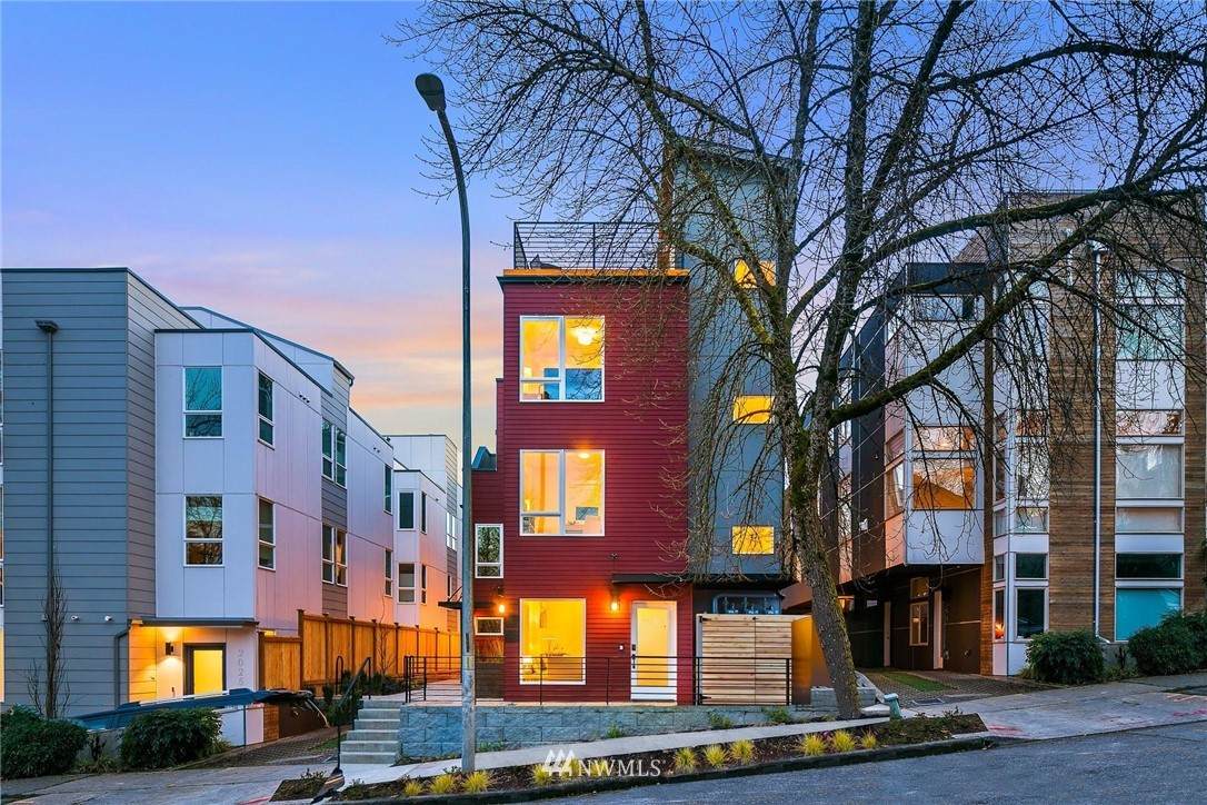 2023 Washington Street - Photo 1