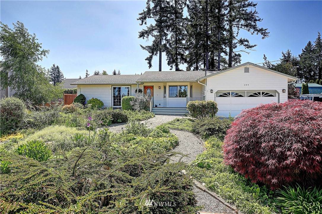 284 Lochwood Drive - Photo 1