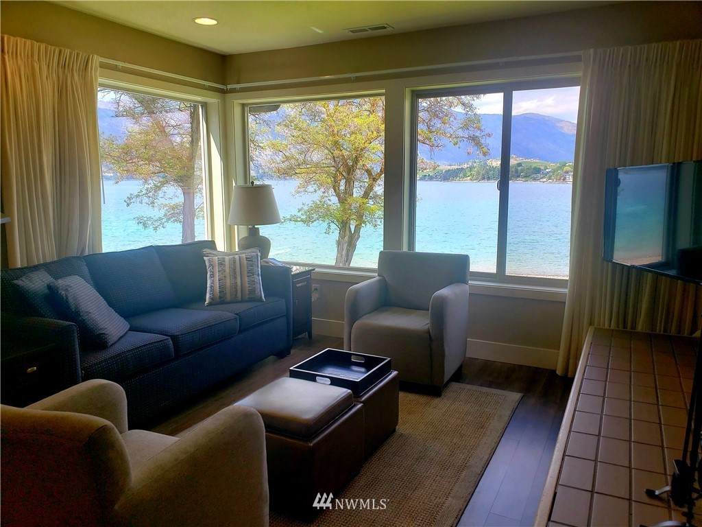 1 Beach 594-Q - Photo 1