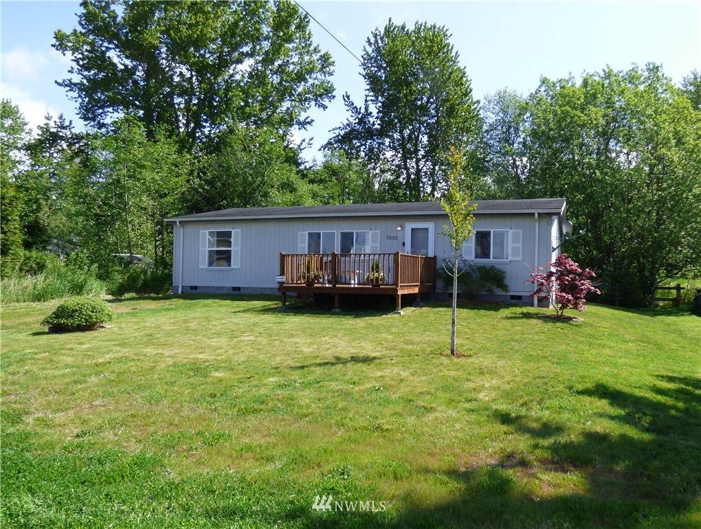 7652 Parkland Drive - Photo 1