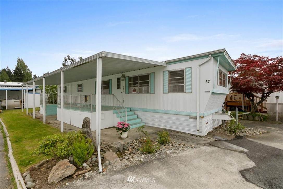12200 Stone Avenue - Photo 1