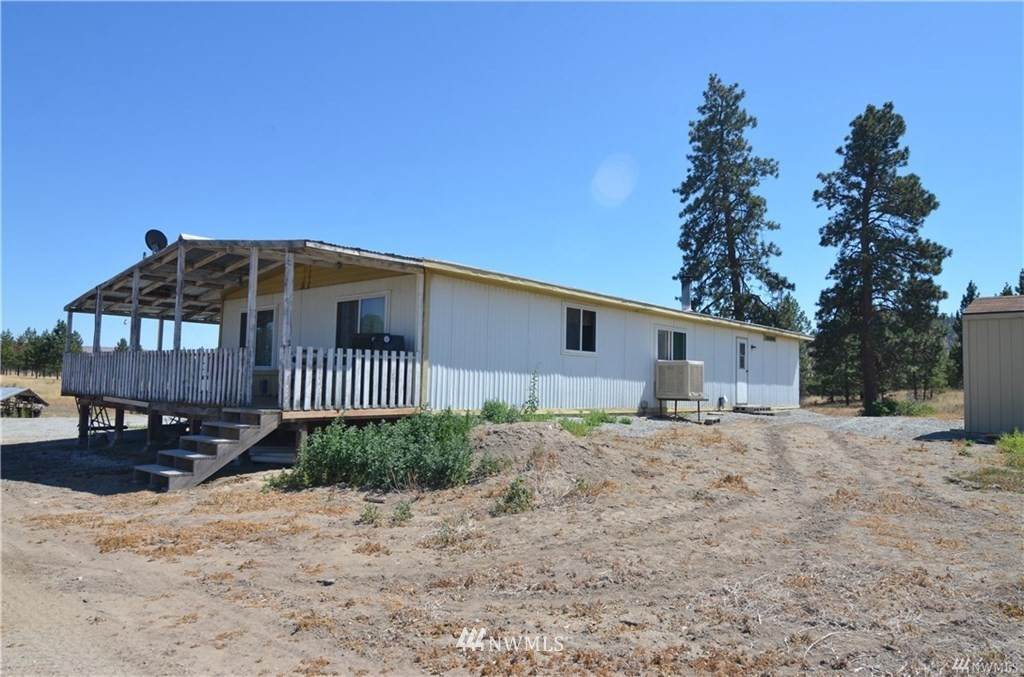 140 Washington Creek Road - Photo 1