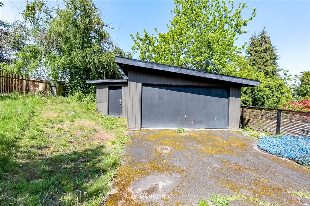 9633 56th Avenue - Photo 1