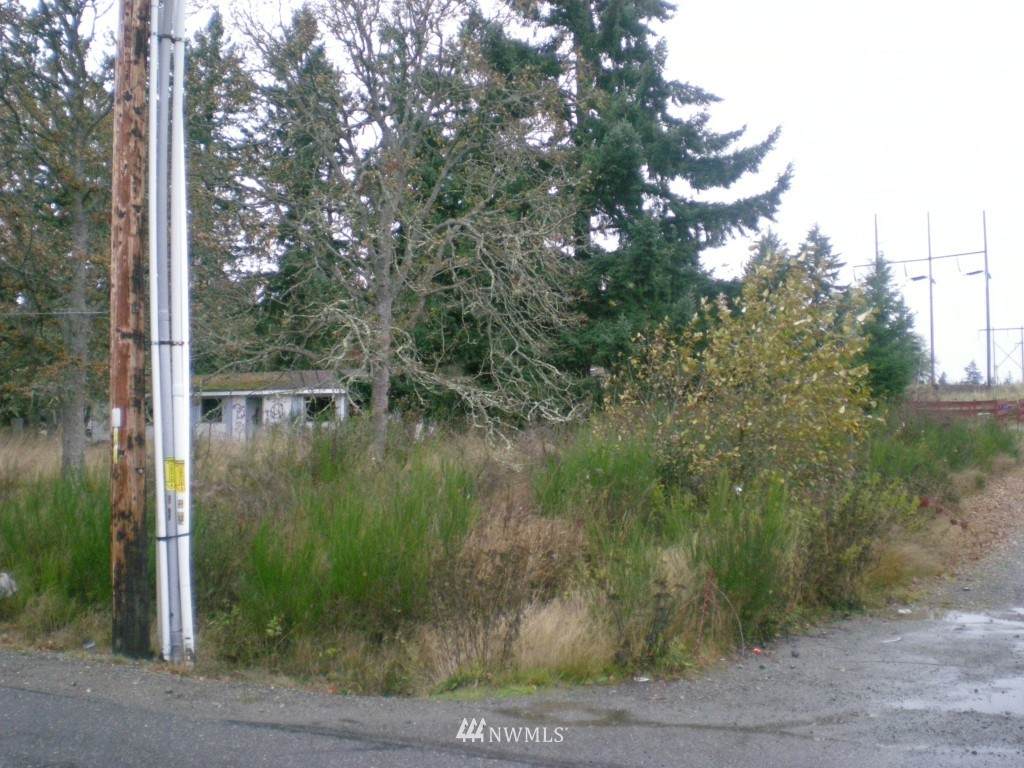 17906 45th Avenue - Photo 1