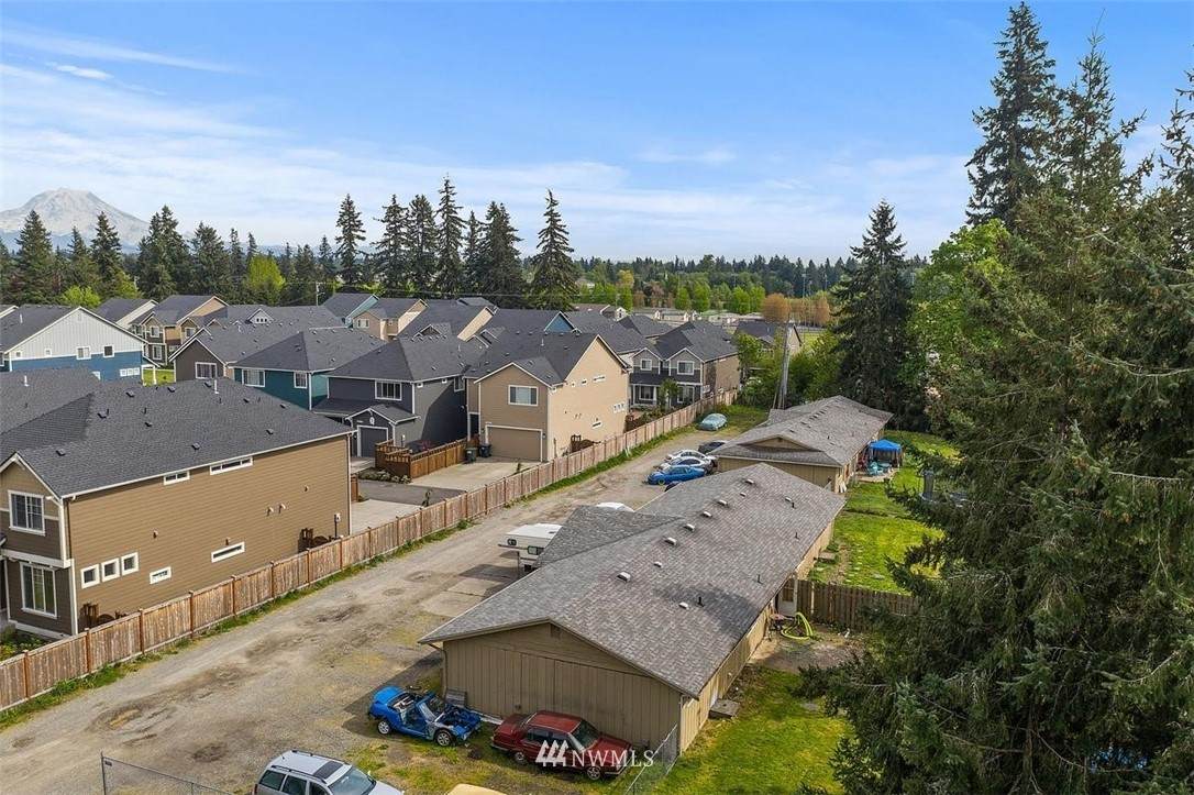9024 126th Street - Photo 1