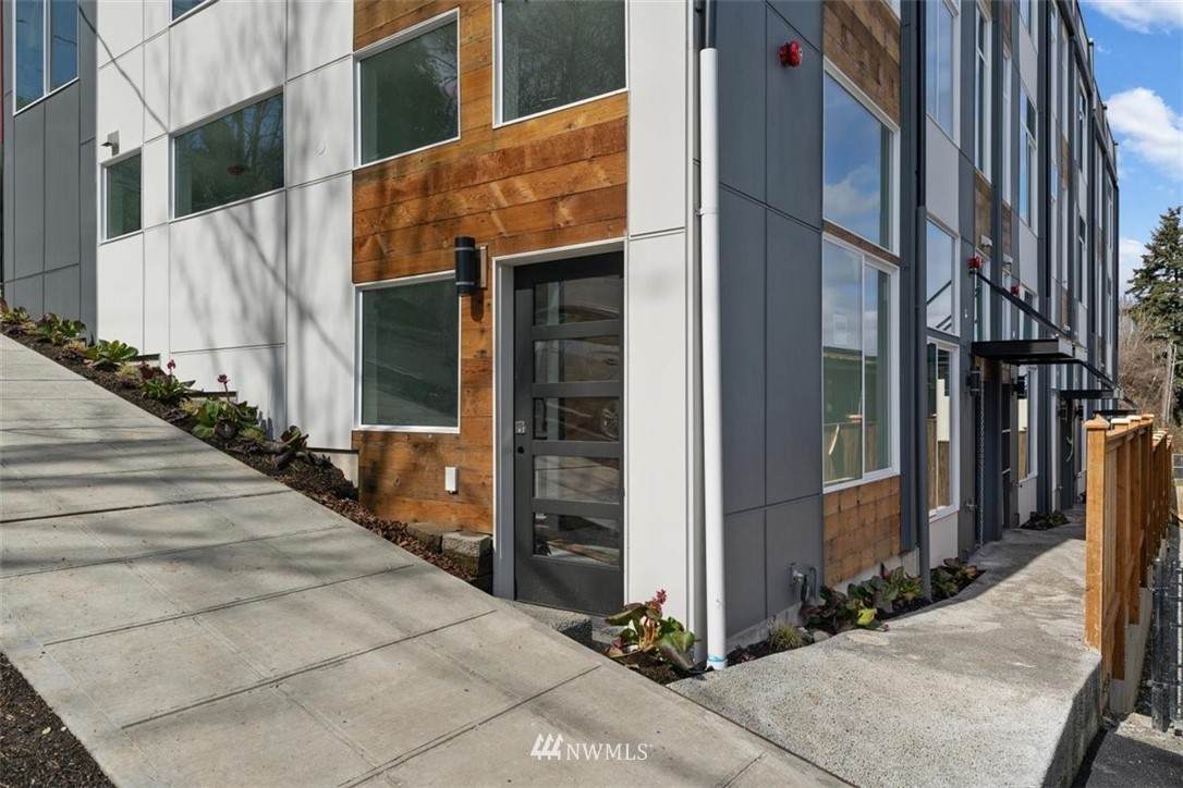 3026 Charlestown Street - Photo 1