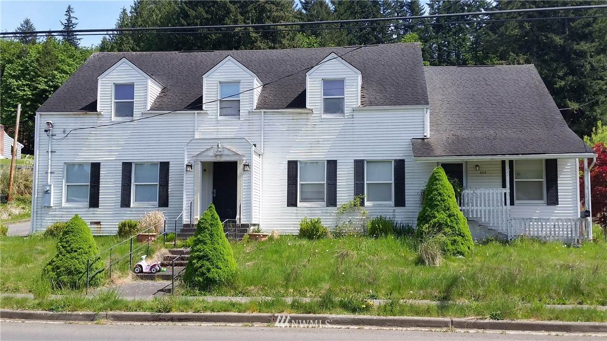 402 1st Street - Photo 1