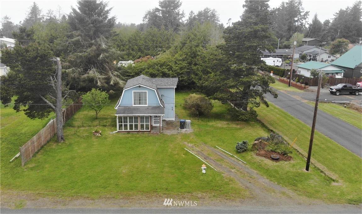 419 Broadway - Photo 1