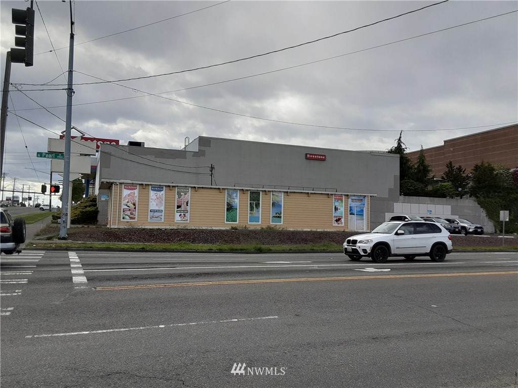602 Pearl Street - Photo 1