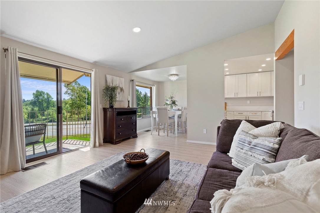 23301 Lakeview Drive - Photo 1