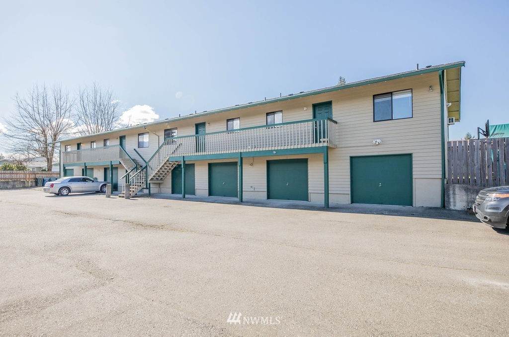 311 Date Avenue - Photo 1