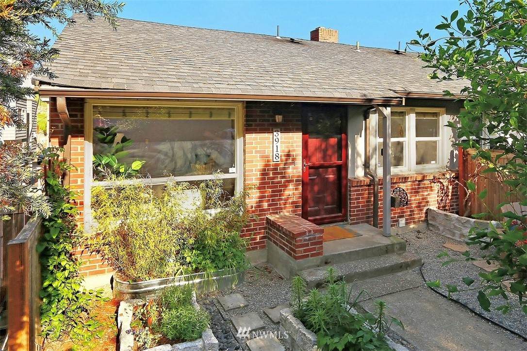 3918 14th Avenue - Photo 1