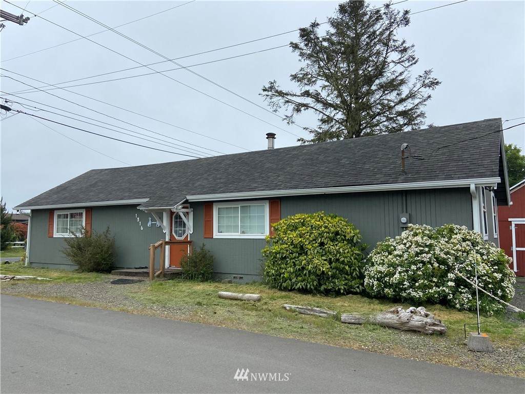 1316 42nd Street - Photo 1