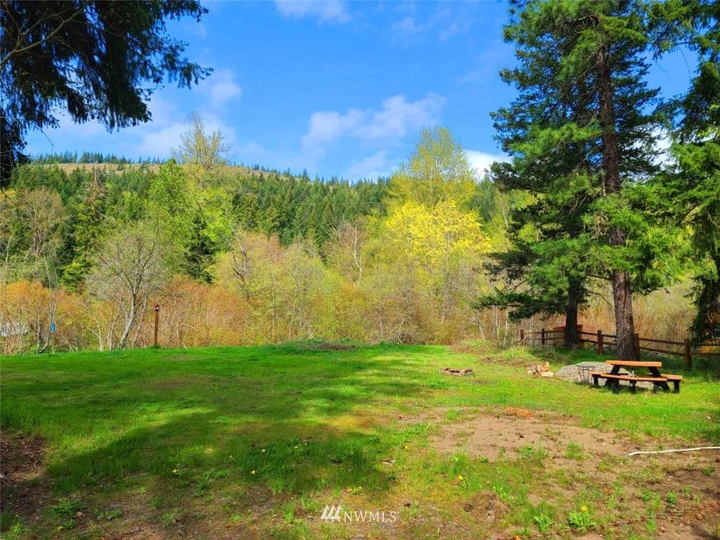 811 Wapiti Drive - Photo 1