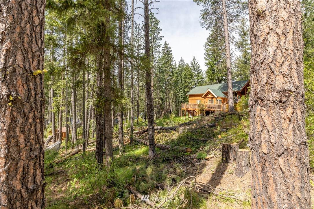21512 Camp 12 Road - Photo 1