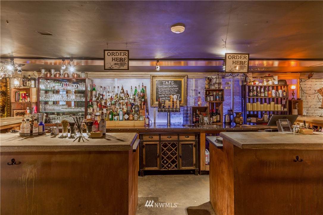 940 Water Street - Photo 1
