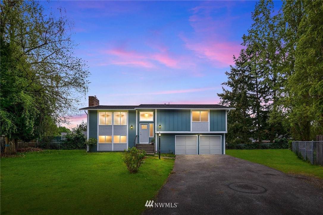 726 139th Street - Photo 1