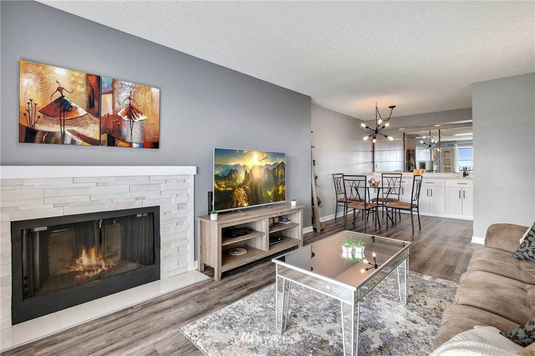 3421 Roxbury Street - Photo 1
