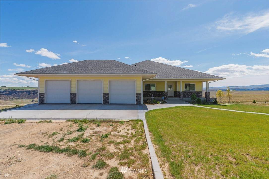 23201 Road 12 - Photo 1