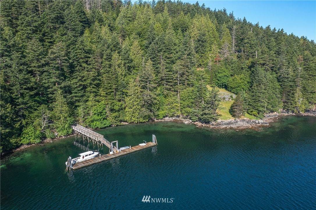229 Tyee Drive - Photo 1