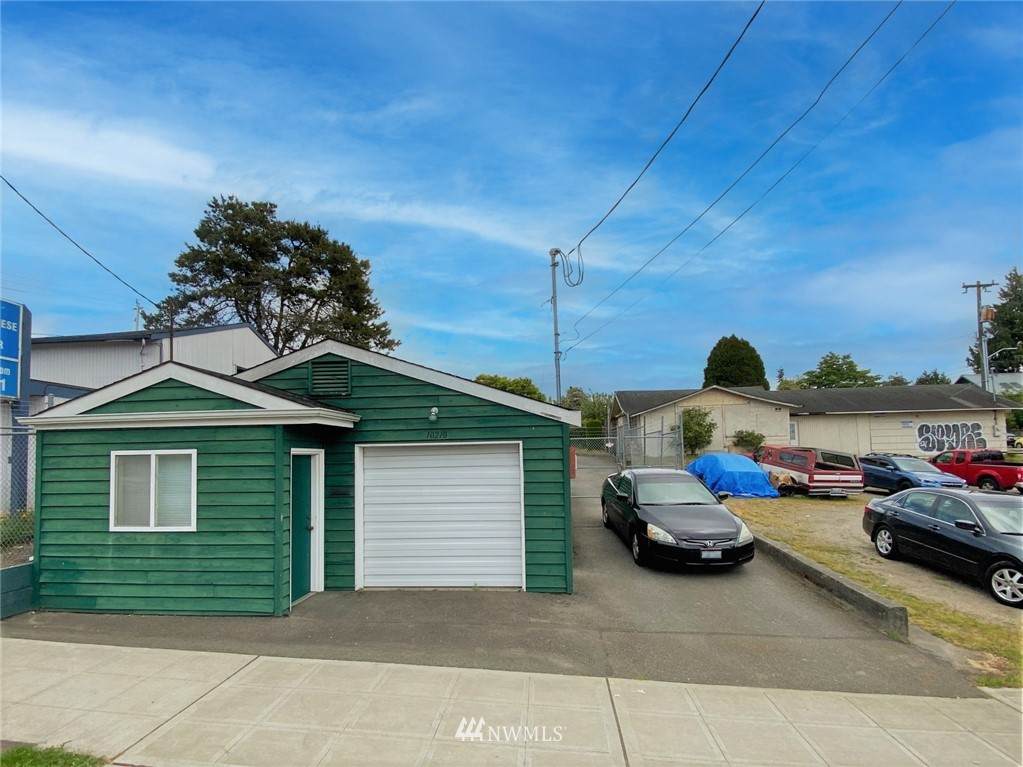 10210 Greenwood Avenue - Photo 1