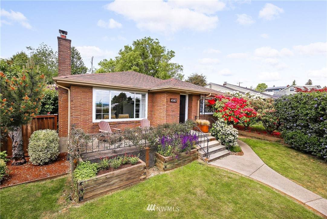 4147 39th Avenue - Photo 1