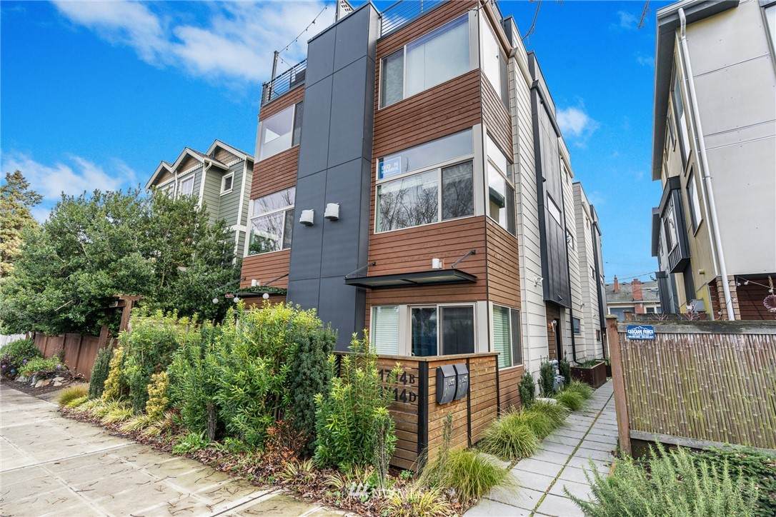 1714 California Avenue - Photo 1