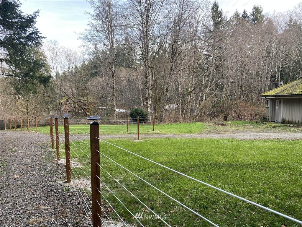 9904 Banner Road - Photo 1