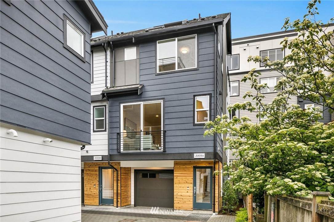 3009 130th Street - Photo 1