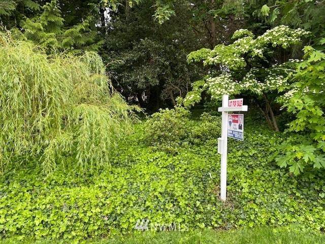 246 211th Place - Photo 1