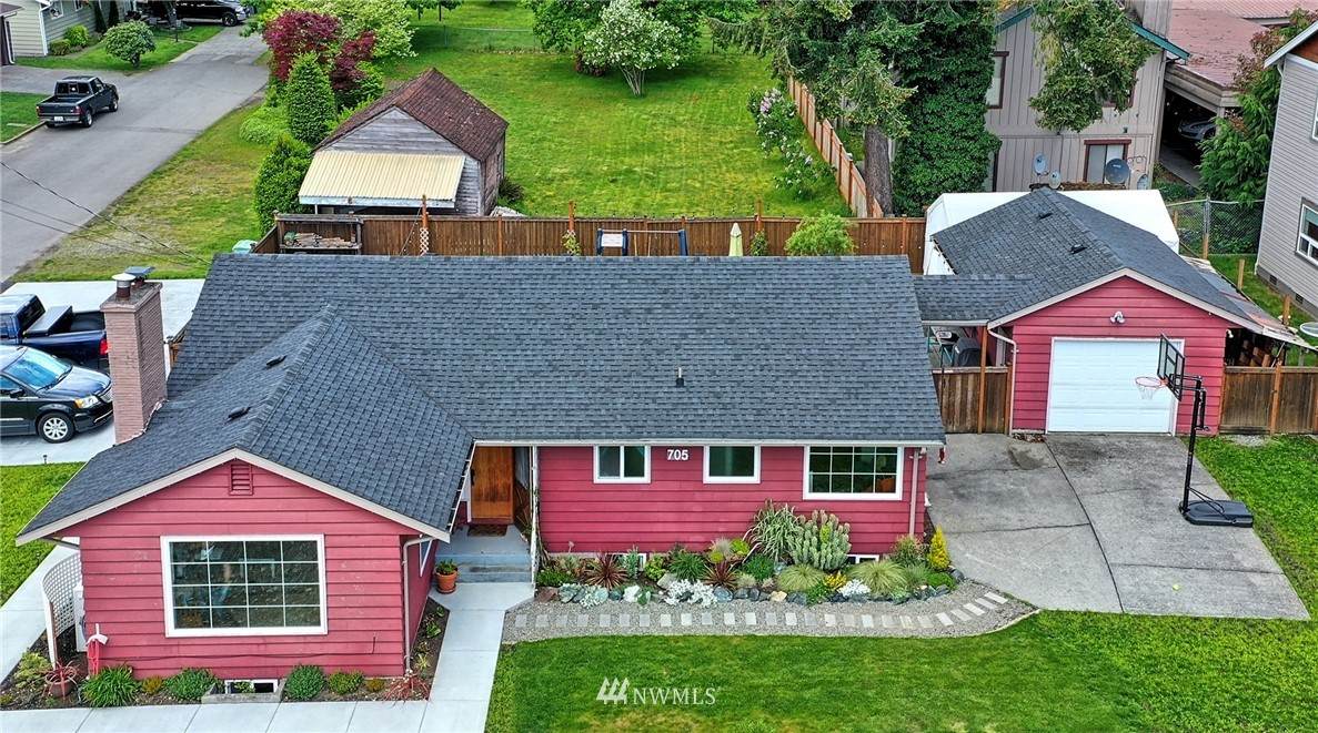 705 5th Street - Photo 1
