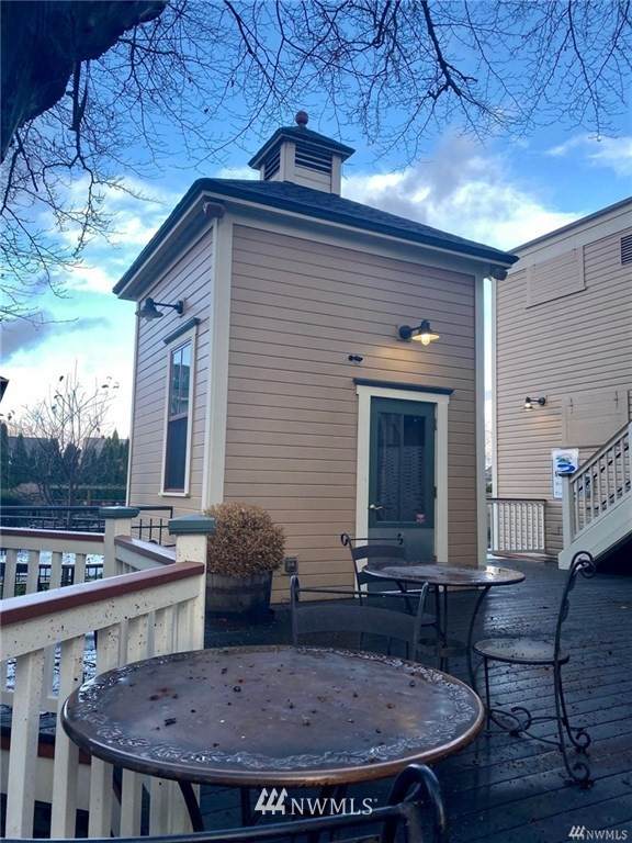 623 Morris Street - Photo 1