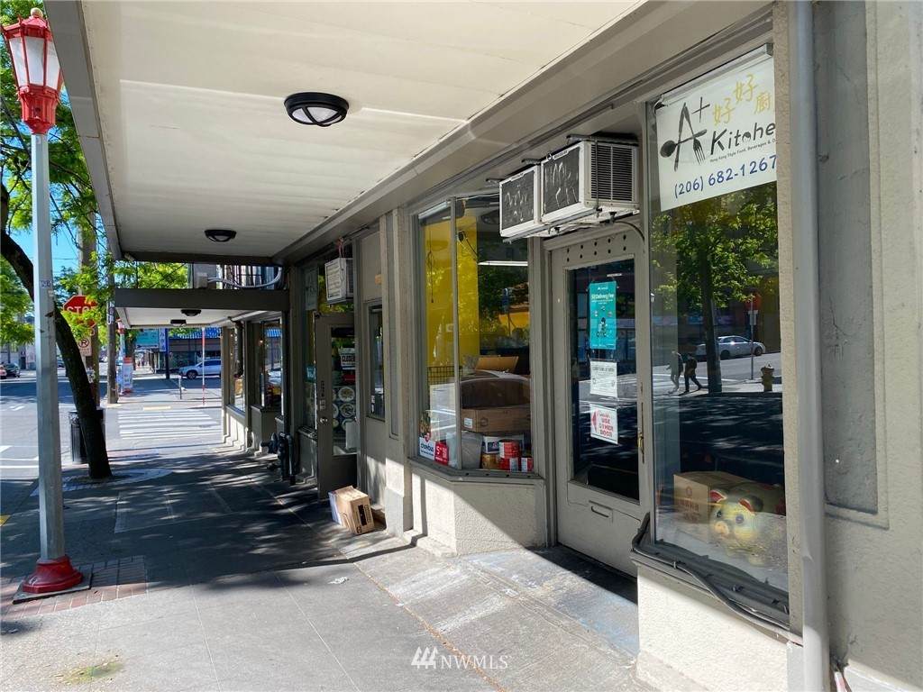 417 6th Avenue - Photo 1