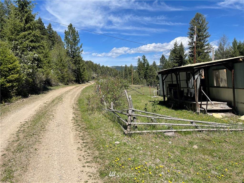 32 Hidden Falls Spur Road - Photo 1
