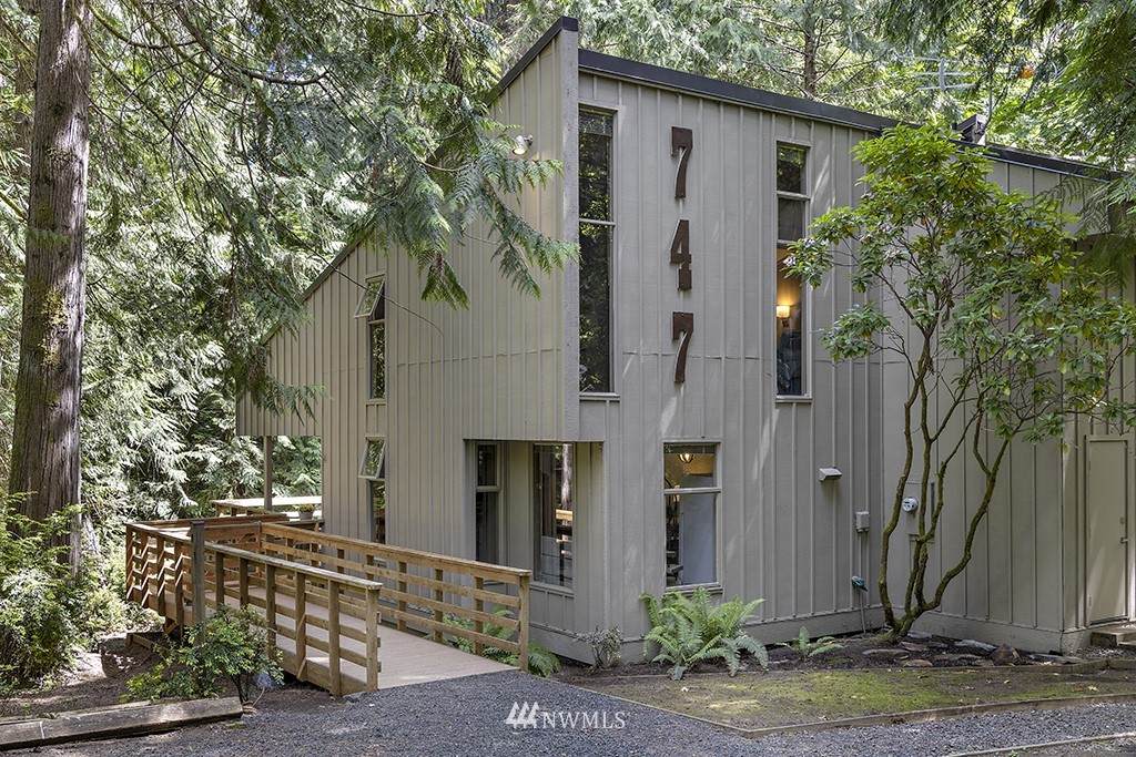 747 Promontory Road - Photo 1