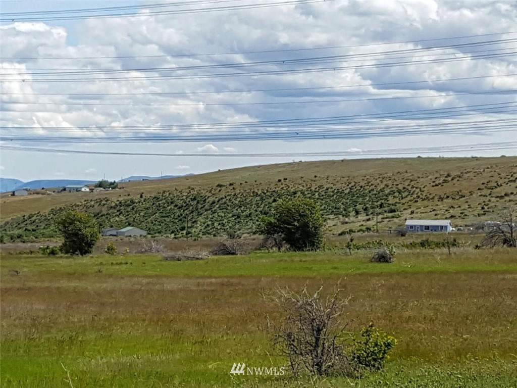 6411 Bettas Rd - Photo 1