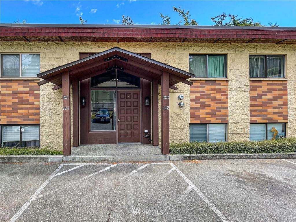 51 Columbia Drive - Photo 1