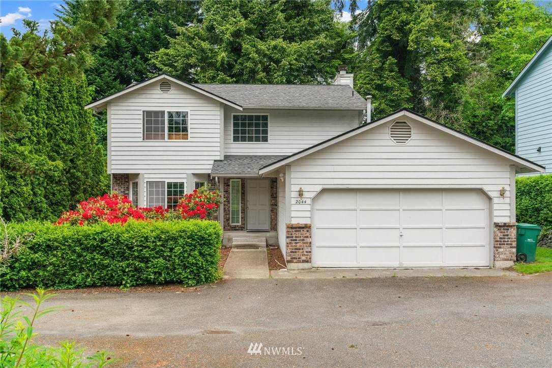 2044 9th Avenue - Photo 1
