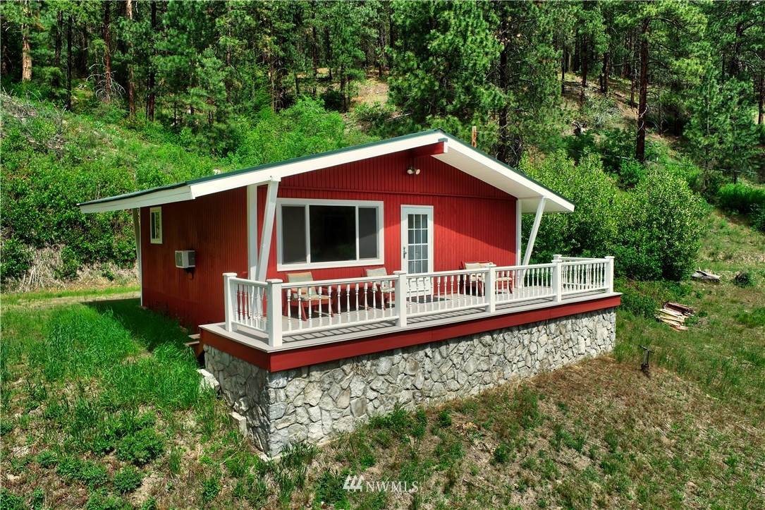 868 Twisp River Rd - Photo 1